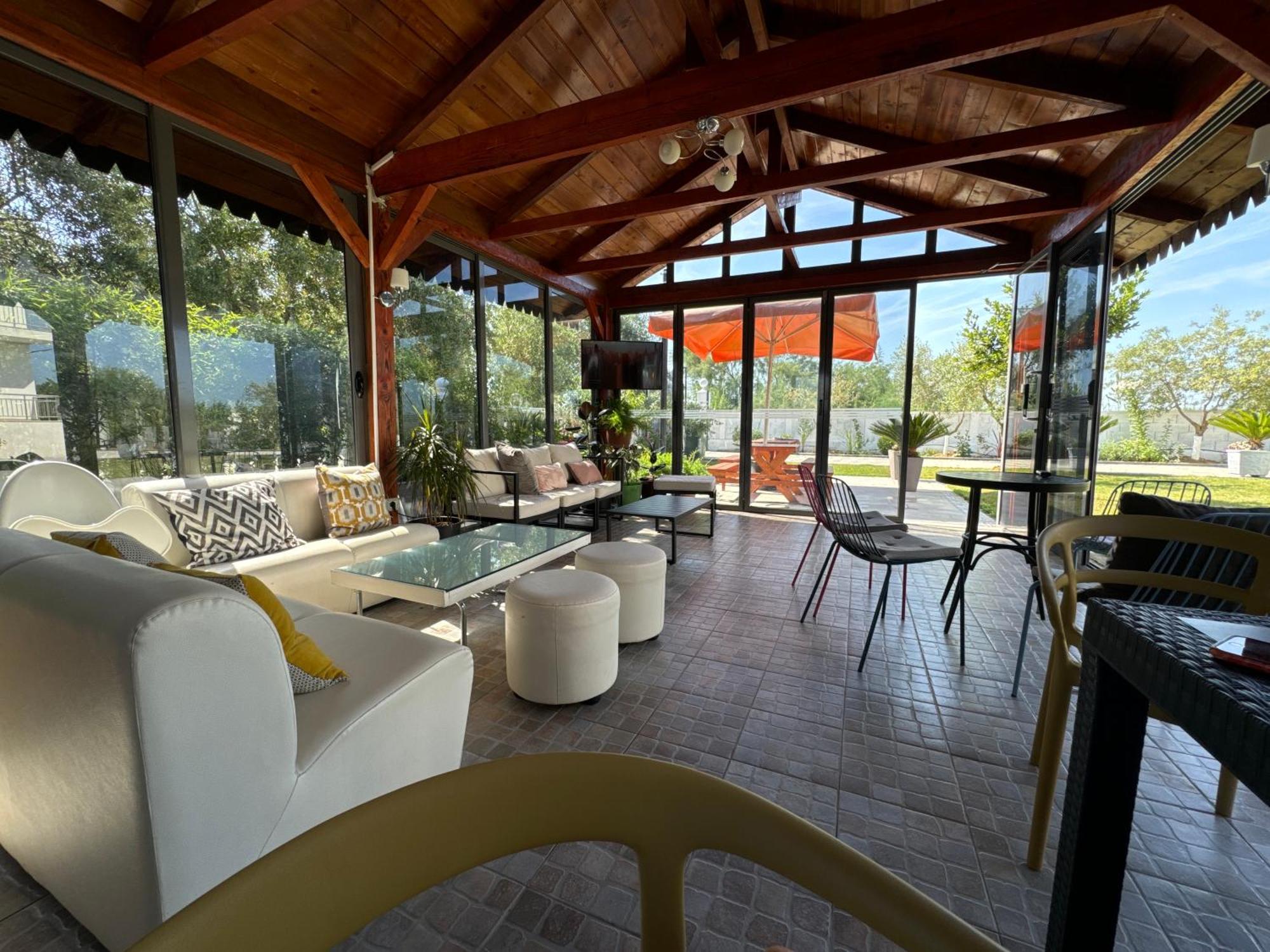 Kunevain Guest House Lezha Kültér fotó