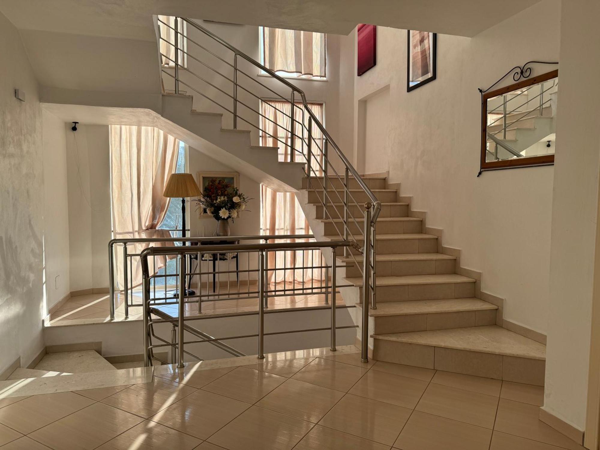 Kunevain Guest House Lezha Kültér fotó