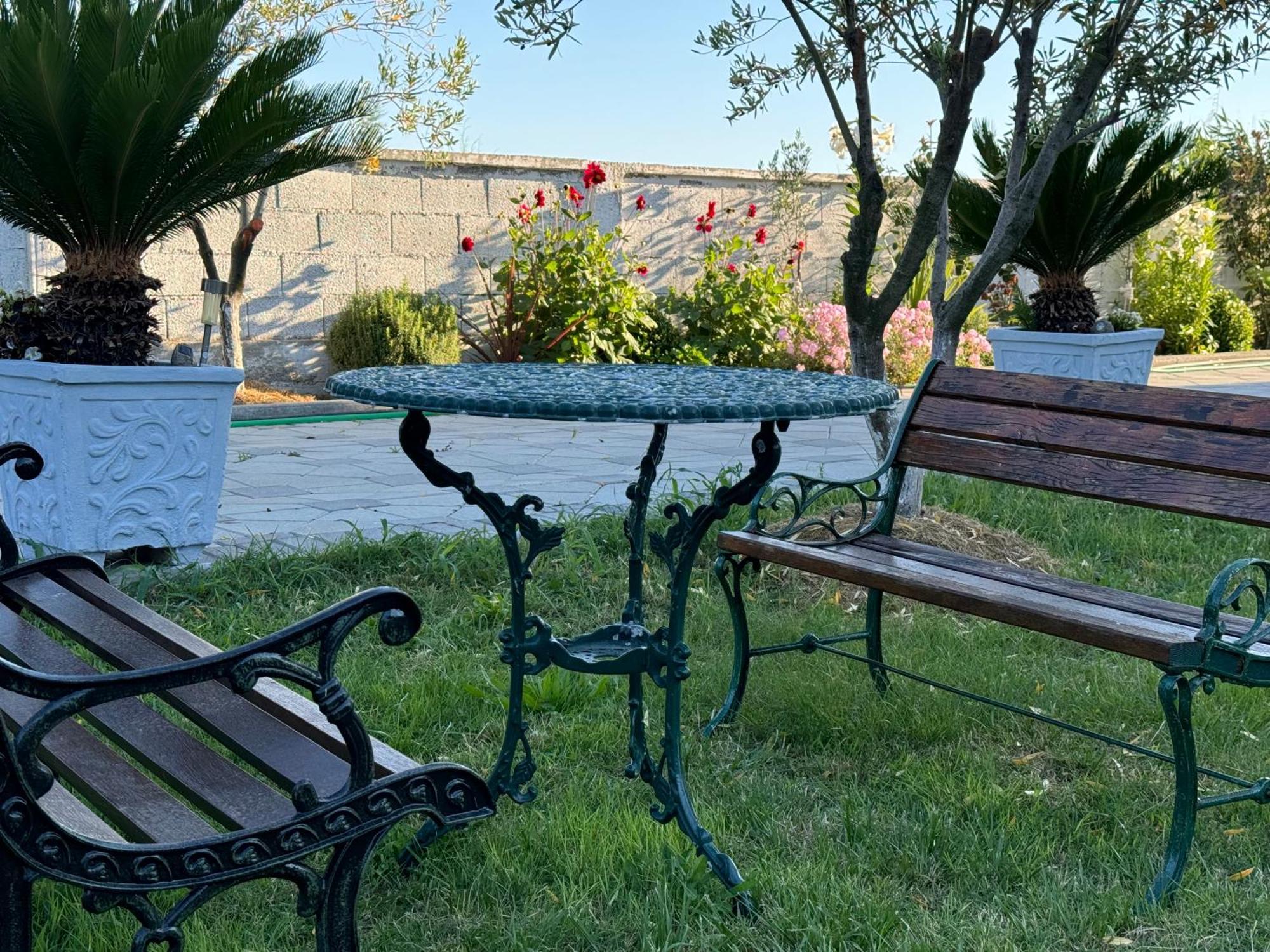 Kunevain Guest House Lezha Kültér fotó