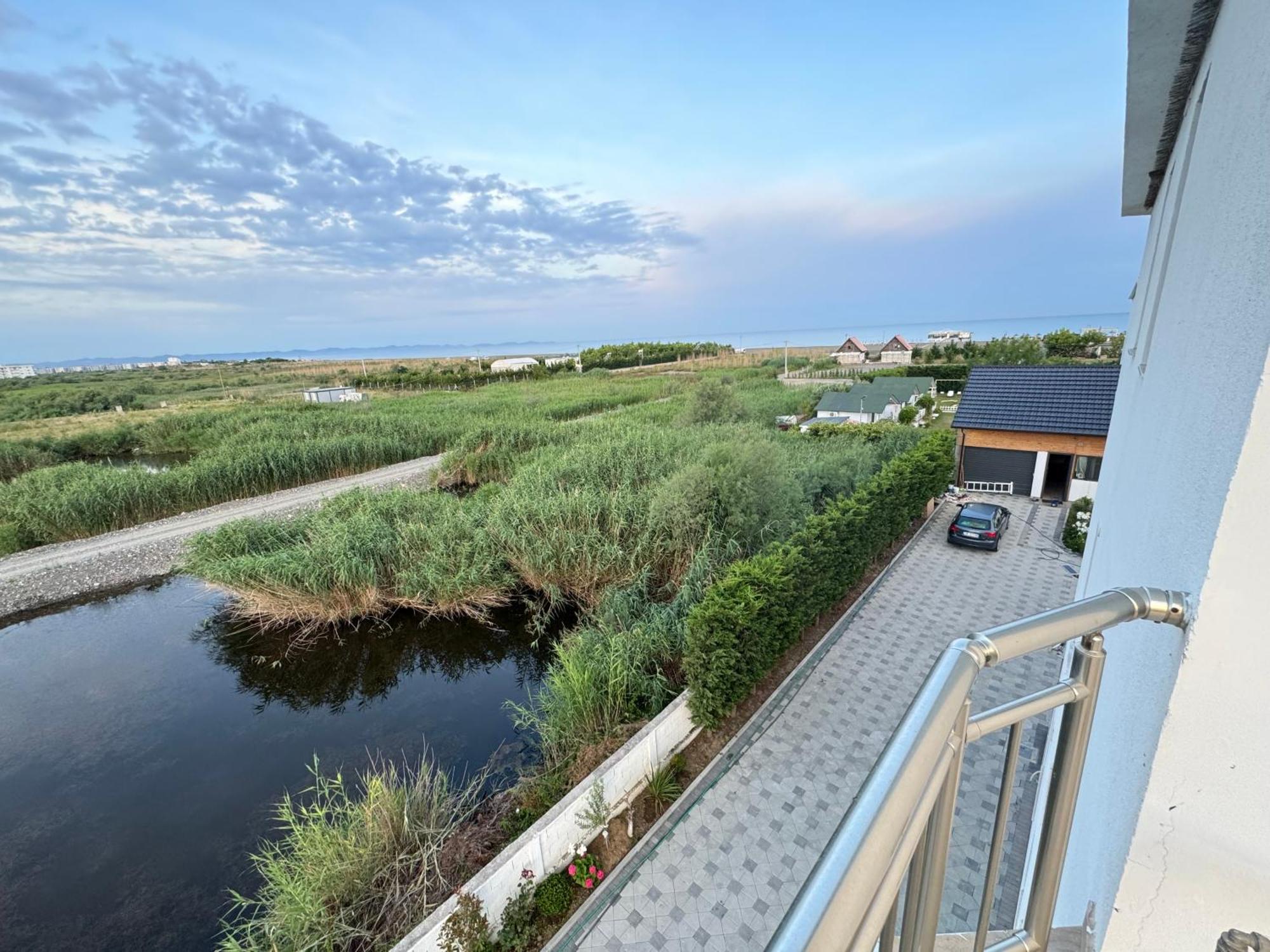 Kunevain Guest House Lezha Kültér fotó