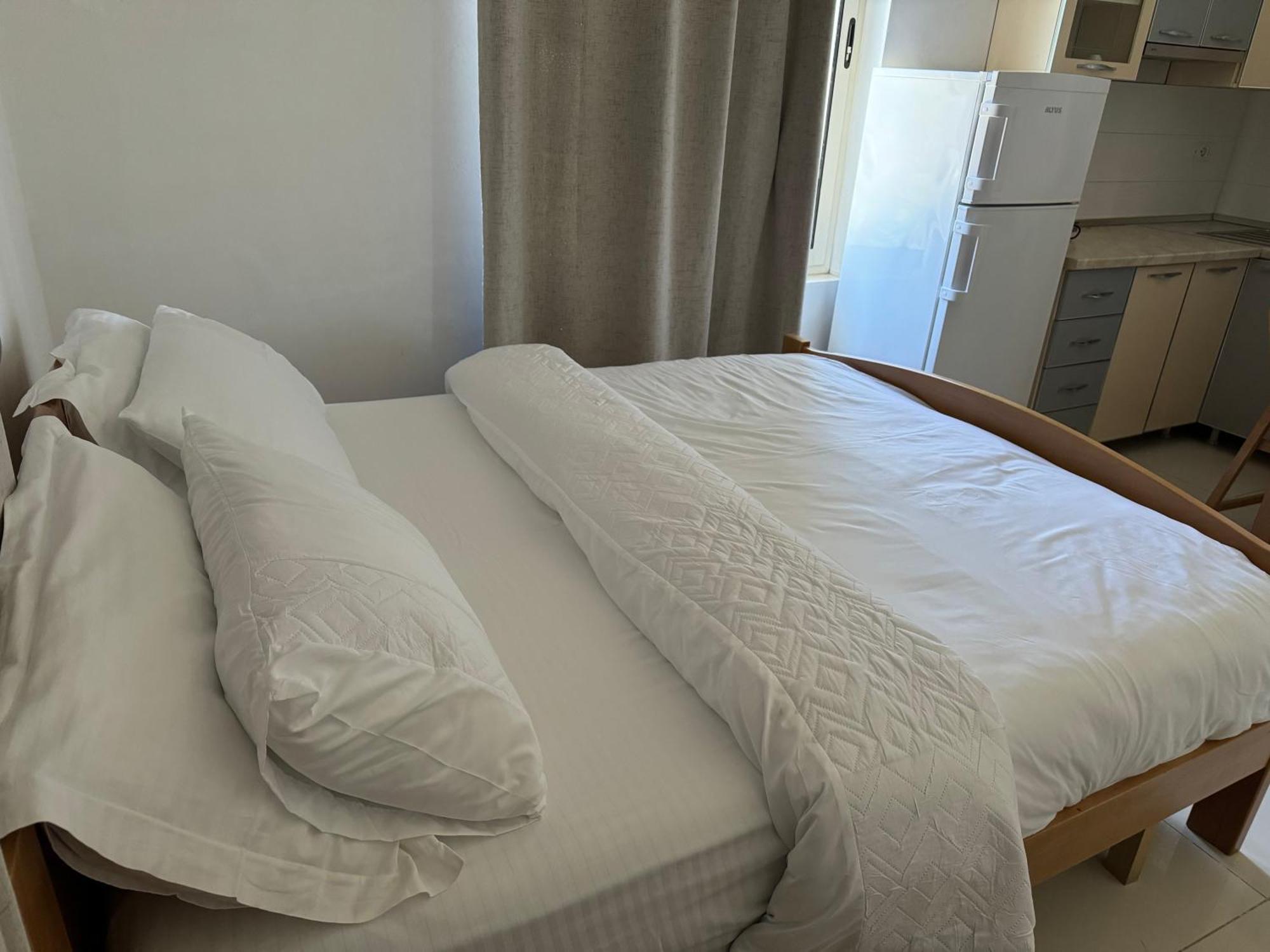 Kunevain Guest House Lezha Kültér fotó