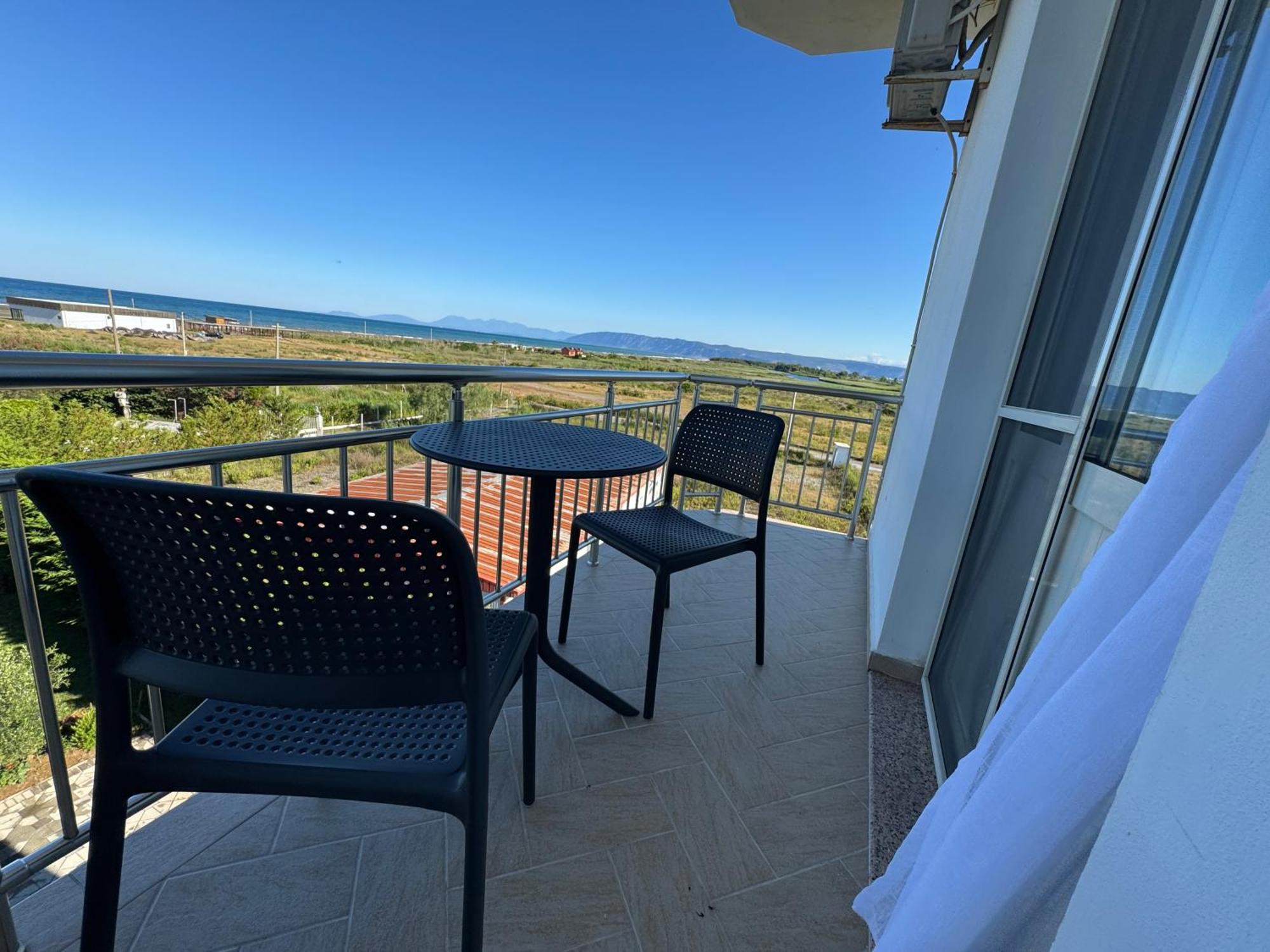 Kunevain Guest House Lezha Kültér fotó